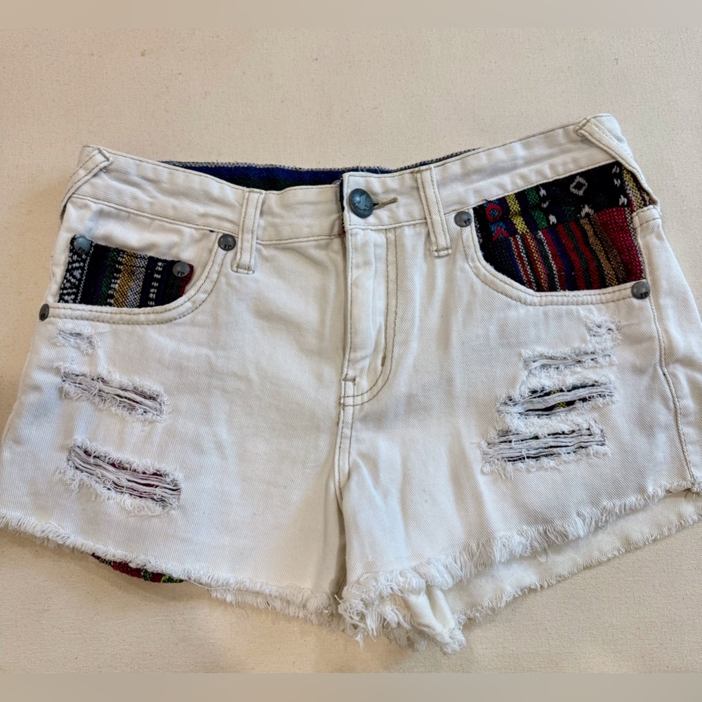 Free People White Denim Shorts. Size 27